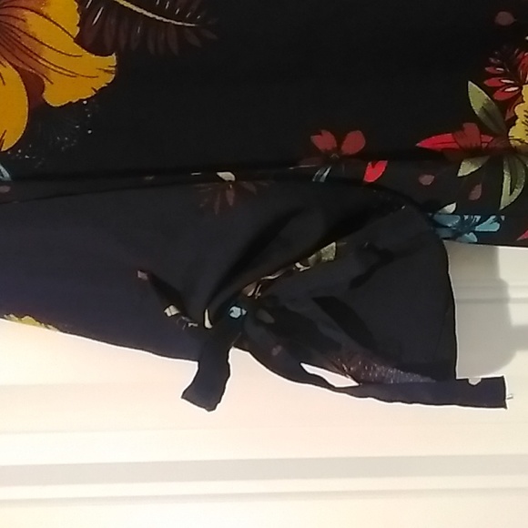 Light cover up - Picture 2 of 2